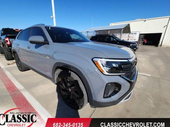 VOLKSWAGEN ATLAS CROSS SPORT 2024 1V2JE2CA1RC211398 image